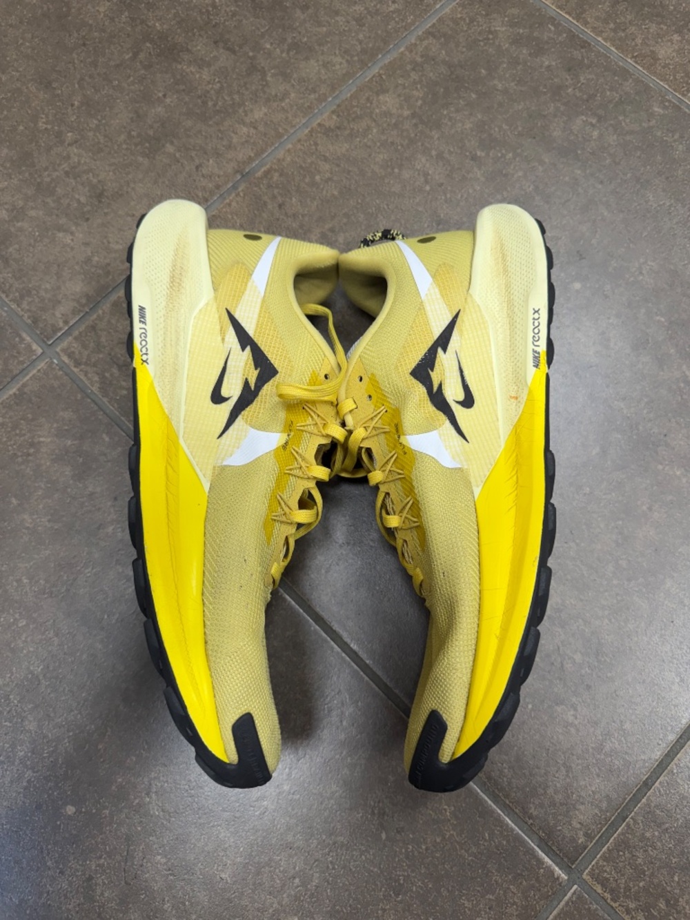 Nike Pegasus Trail 5 - Mens 12.5